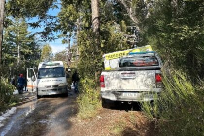 Una familia bonaerense sufrió una tragedia en bariloche: su camioneta cayó al nahuel huapi y murió una niña de 3 años