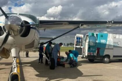 Trasladaron en un vuelo sanitario a dos sobrevivientes del trágico accidente de una familia bonaerense en jujuy