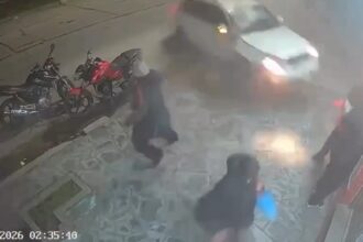 Video estremecedor: una camioneta subió a la vereda y atropelló a cinco personas en mar del plata