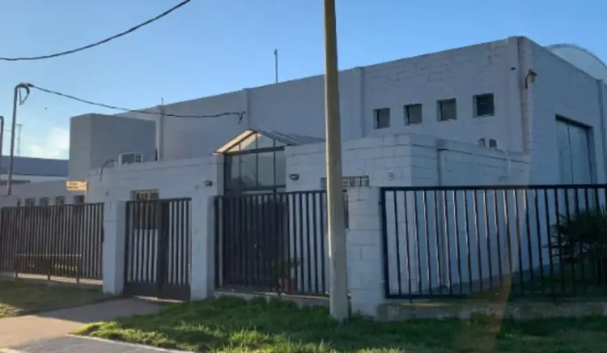 Cerró una histórica industria textil de las flores y 25 trabajadores quedaron en la calle