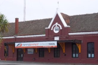 Disputa entre dos municipios bonaerenses por el traslado de una familia vulnerable