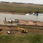 La provincia pone en marcha un plan para regularizar obras hidráulicas en el río salado