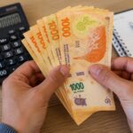 El gobierno busca llevar el salario mínimo a más de $1 millón: cómo sería y quiénes podrían cobrarlo