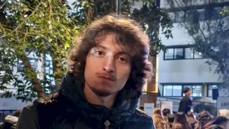 Final feliz: encontraron sano y salvo al estudiante desaparecido en la plata