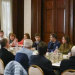 Kicillof reunió a intendentes que adhirieron al programa para la salida de las violencias de género