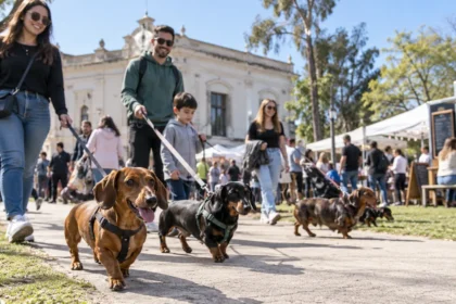 Escapadas: una ciudad bonaerense tendrá este domingo un desfile de perros salchicha, food trucks y música