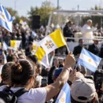 Feriado por la visita del papa: qué pasará con bancos, escuelas y trabajo el lunes 9 de noviembre