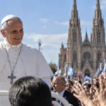 Feriado por la visita del papa: confirman el lunes 9 de noviembre y evalúan días libres en provincias