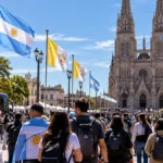 Provincia podría sumar otro feriado por la visita del papa: la fecha que está bajo análisis