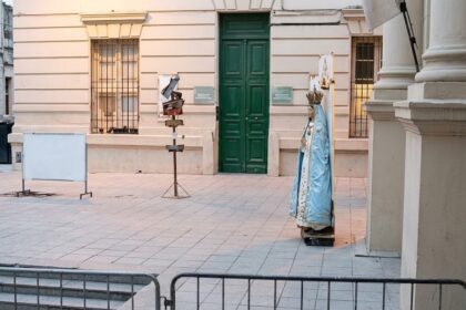 ¿milagro? La virgen de luján “caminó” en el santuario de san cayetano