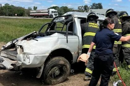 Tragedia en la ruta 65: tres jóvenes murieron atropellados mientras cambiaban una rueda pinchada