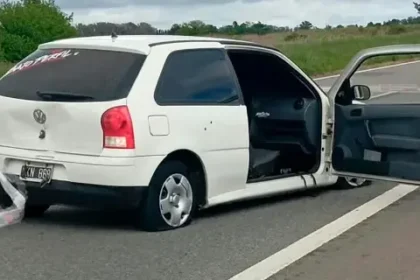 A los tiros contra un auto con seis jóvenes: investigan un grave episodio policial en arrecifes