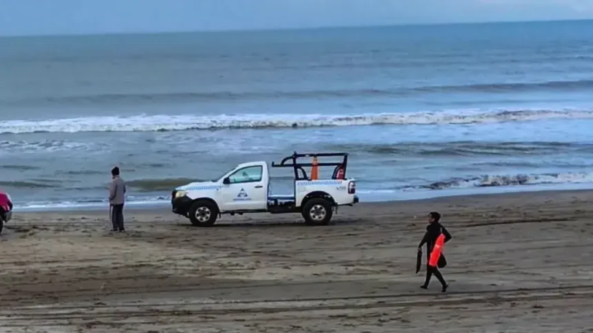 Hallaron un cuerpo en las toninas e investigan si pertenece a uno de los kayakistas desaparecidos