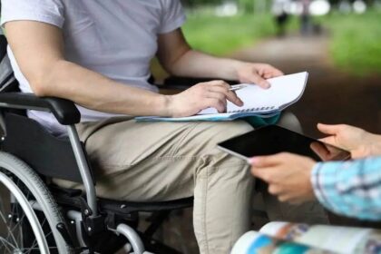 Pensiones por invalidez bajo la mira: el gobierno denuncia irregularidades y anticipa cambios